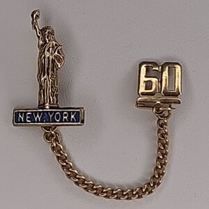 Vtg 14k plated Statue of Liberty 60 Pin Brooch New York Souvenir Blue 1960 Chain